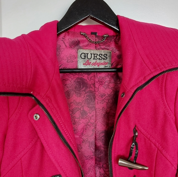 Guess Jacket🛍 - Picture 2 of 16